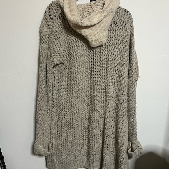 Sleeping on Snow By Anthropologie Wool Blend Hooded Sweater Oversized Small - Picture 5 of 10
